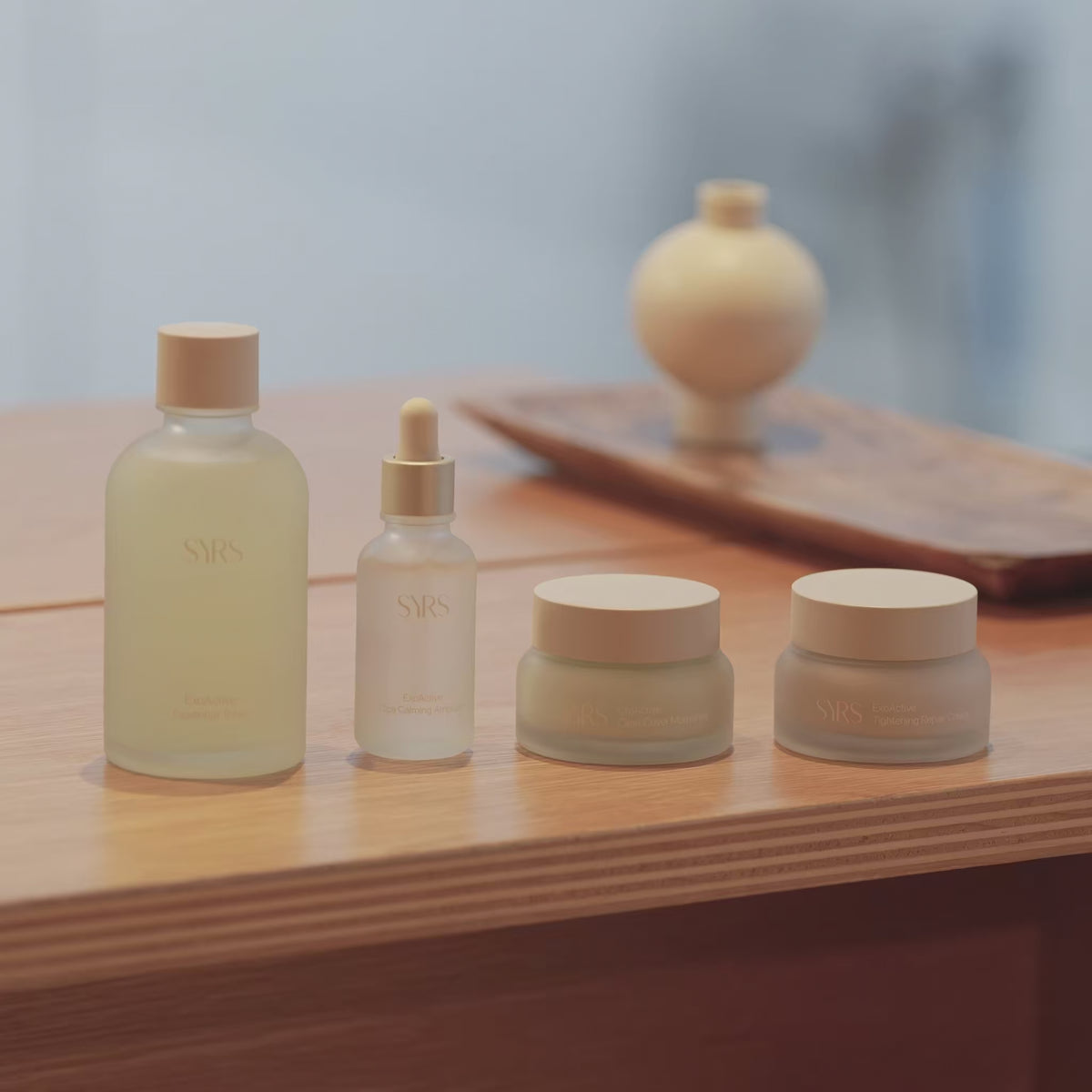 動画を読み込む: SYRS Anti Aging Amoule How to use Video